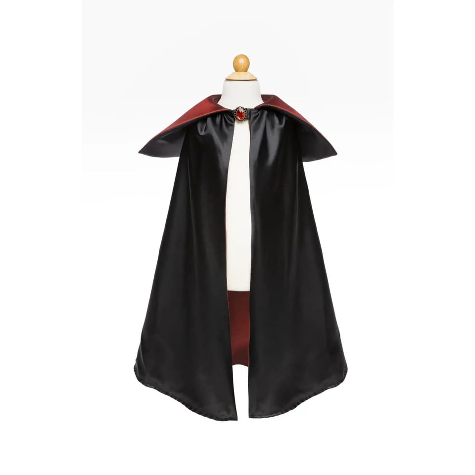 Great Pretenders Vampire Cape