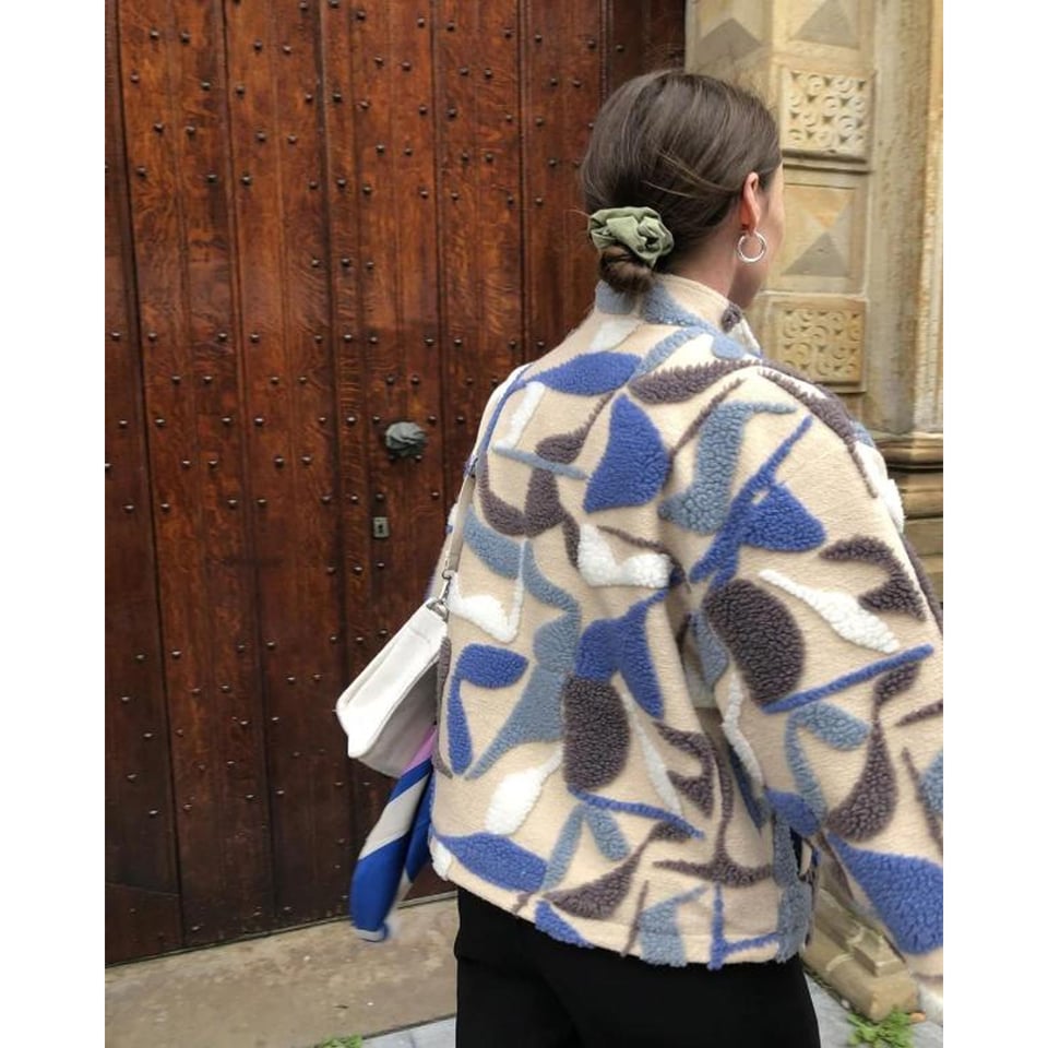 Another Label Sara Jacket Grapihic Blue Big
