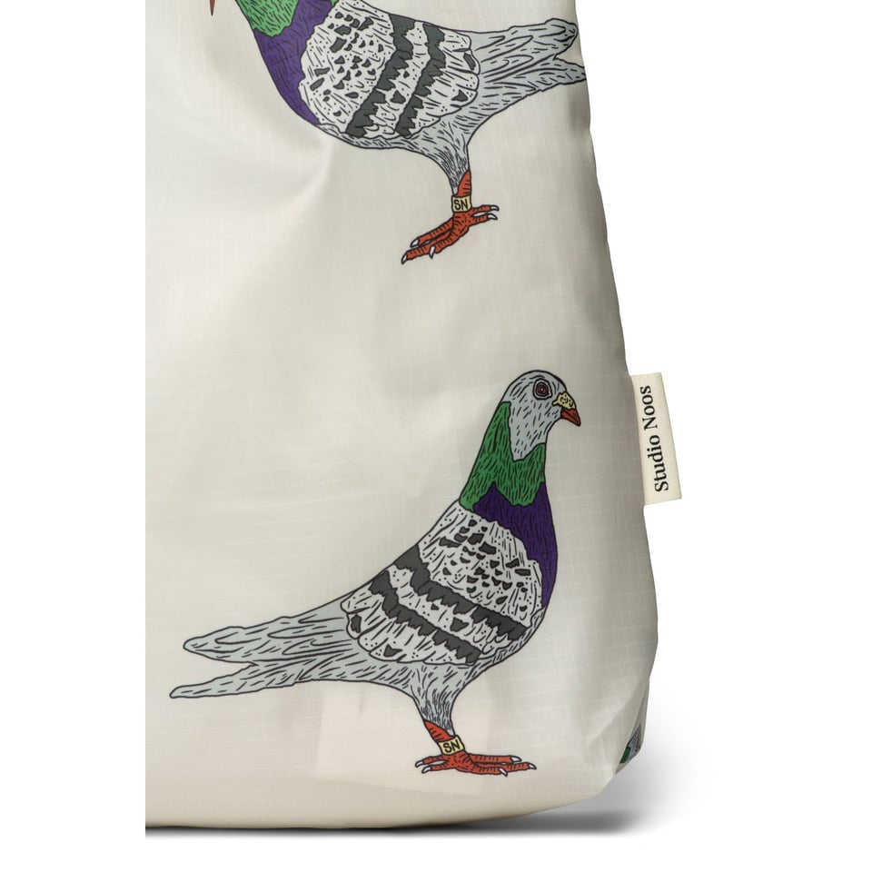 Pigeon grocery bag