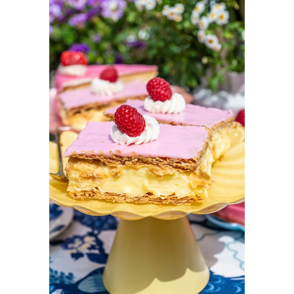 Lente Vegan Patisserie Tompouce Let Op: Alleen Afhalen Op Zaterdag 10 of Zondag 11 Mei 2025