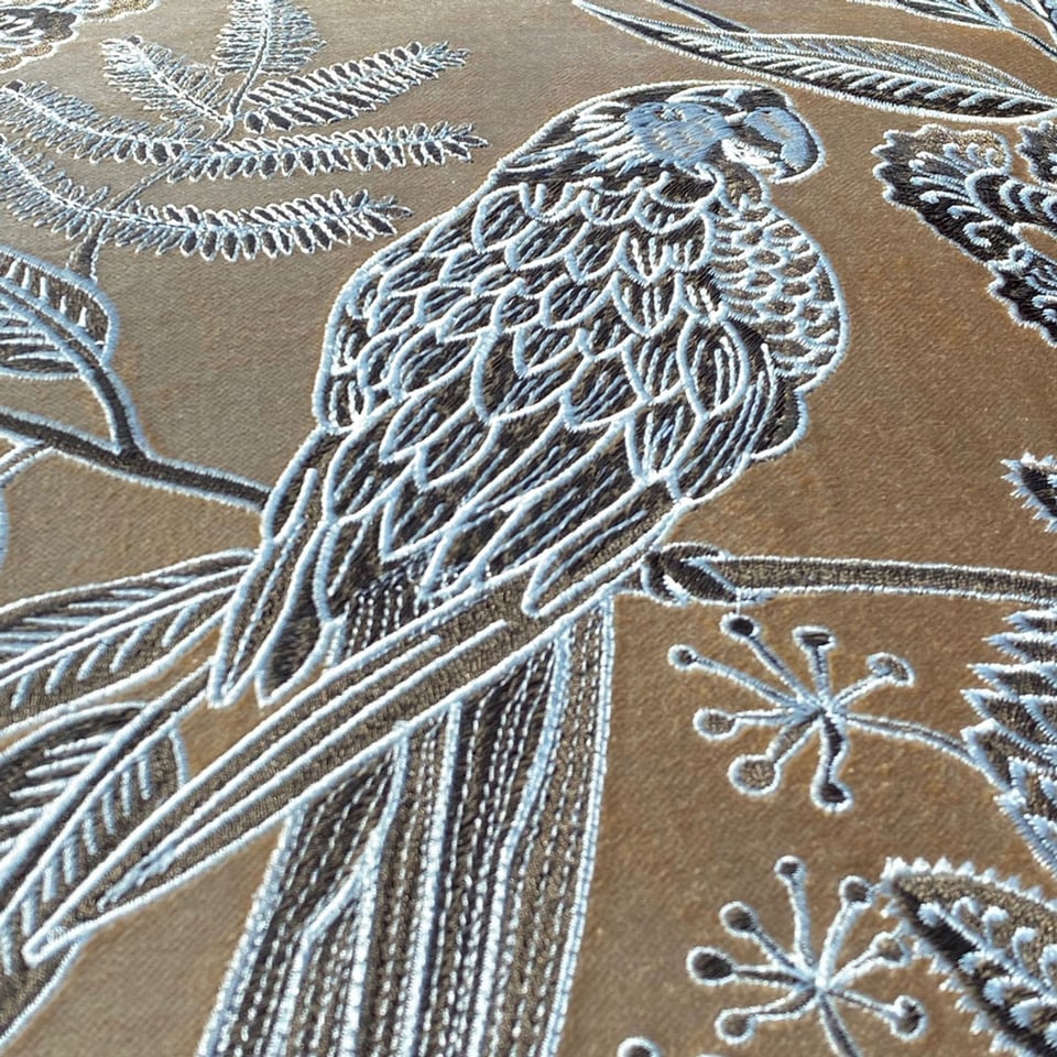 Sierkussen Papegaai Taupe Wit Goud Velours 50x50cm