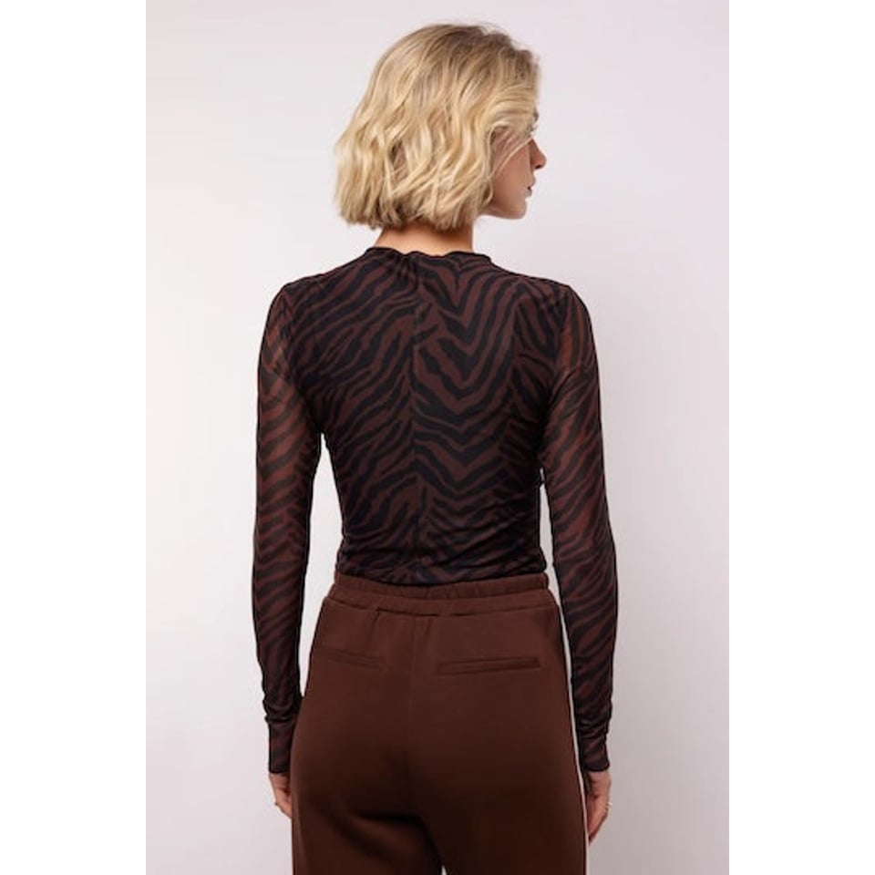 FLURESK Top Lawrence Brown