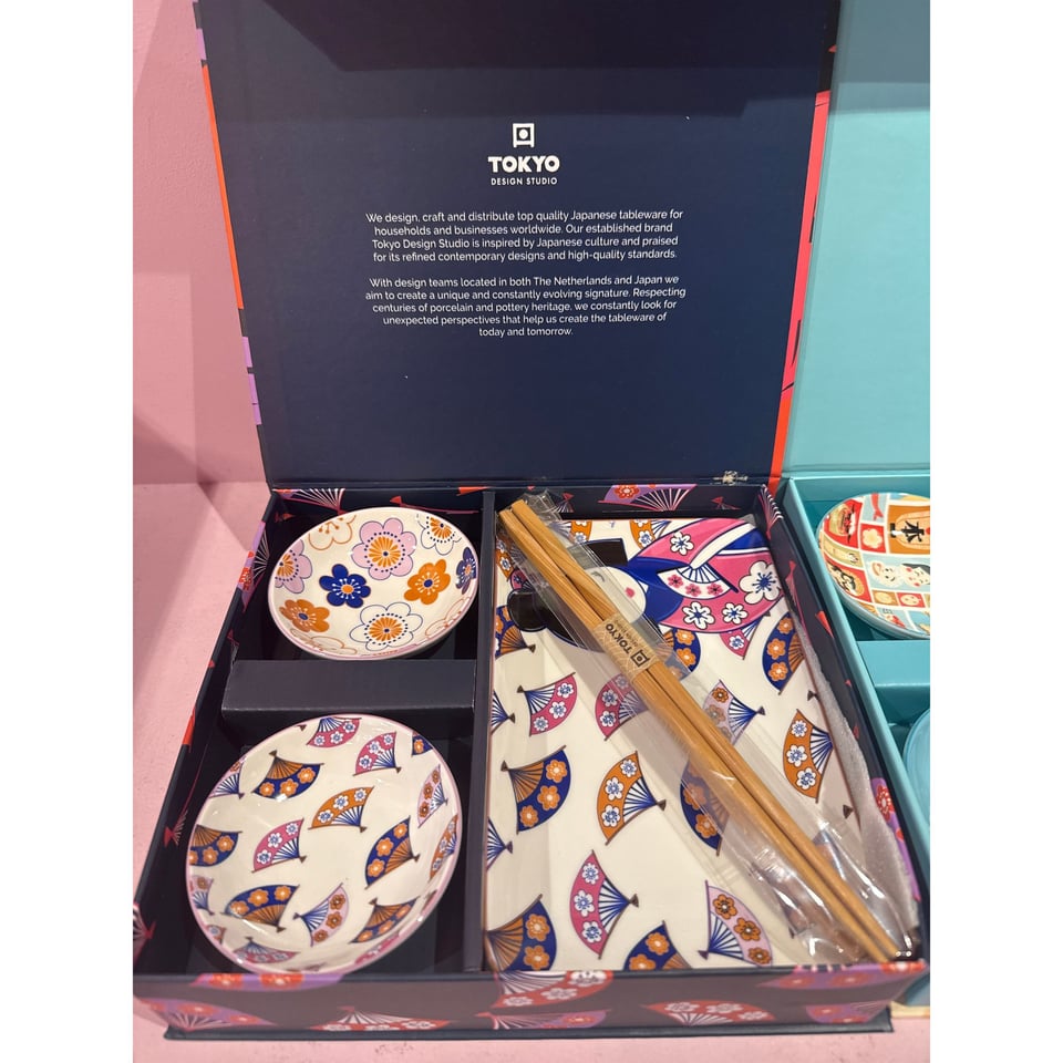 CNB Various Sushi Giftbox