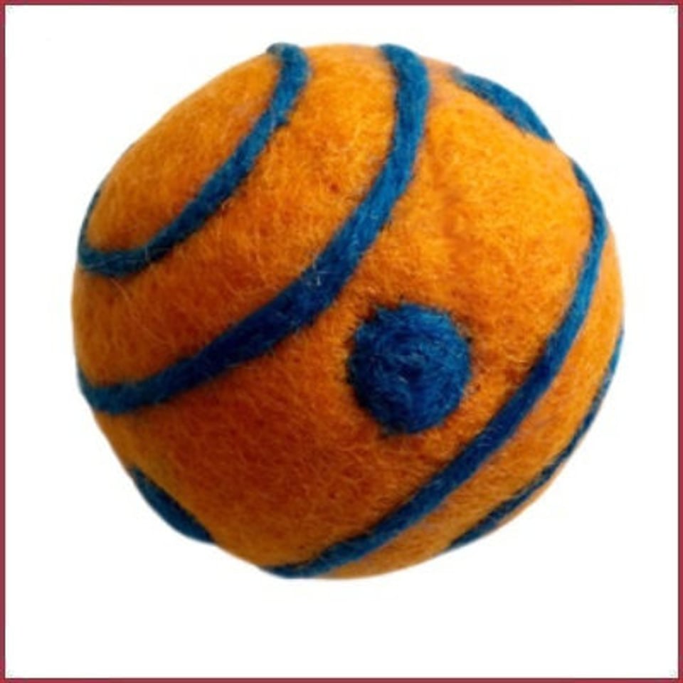 Speelbal Met Rammelaar Wolvilt