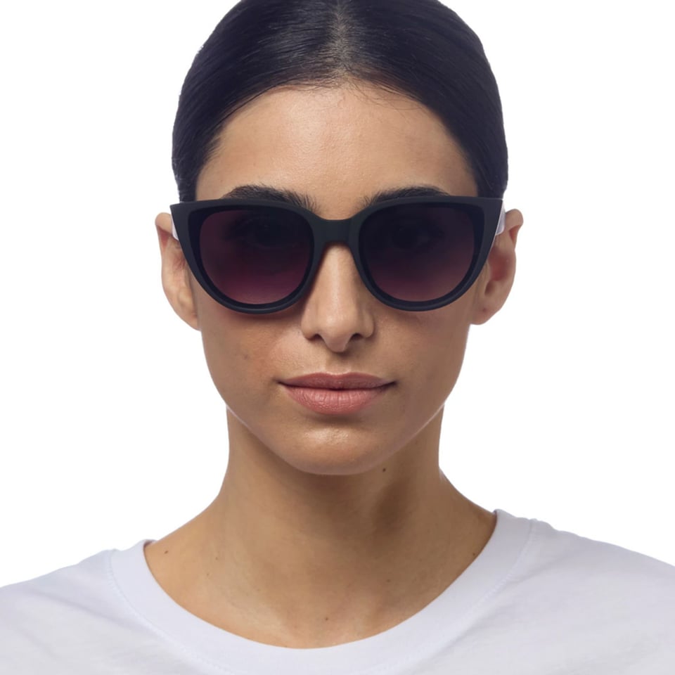 Zonnebril SILVIA Cat-Eye Black OK020-BK