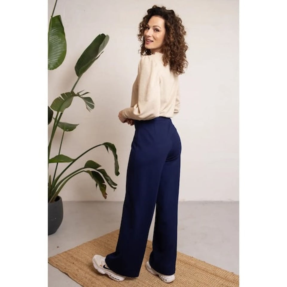 VERY CHERRY Maya Top Gold lurex