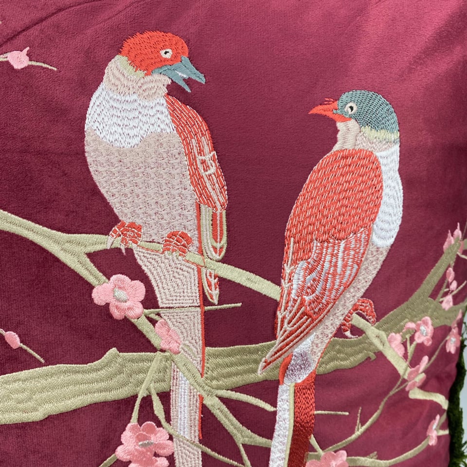 Sierkussen Vogels Bordeaux Fluweel Groene Franjes 50x50cm