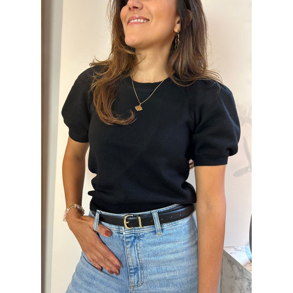 Black Shortlseeve Musthave Jumper