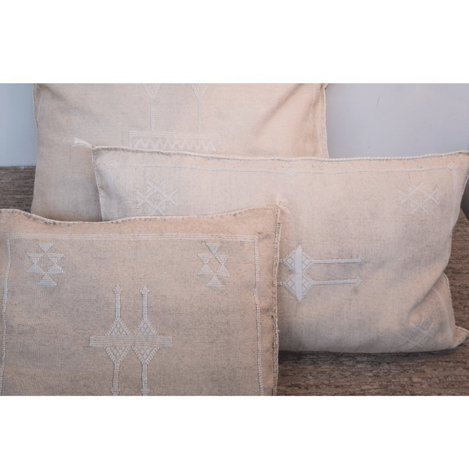 Sabra Pillow Off White Oblong XL (80 x 50 cm)