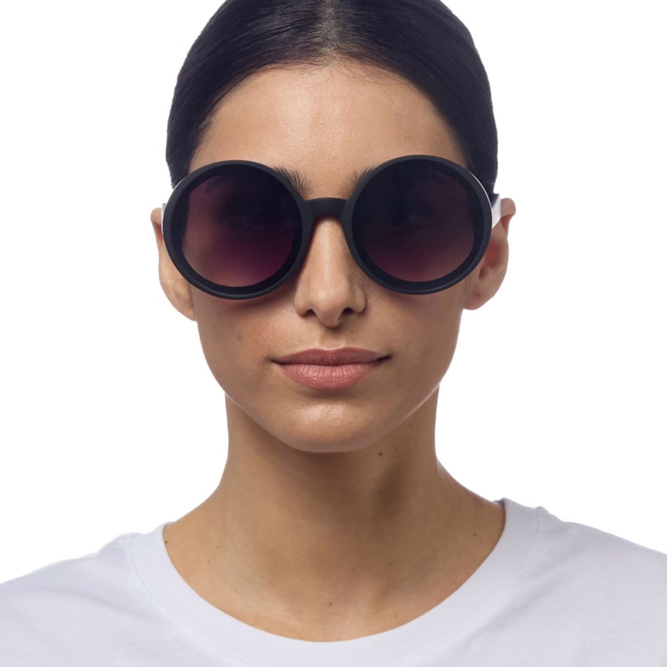 Zonnebril MONICA Round Black OK014-BK