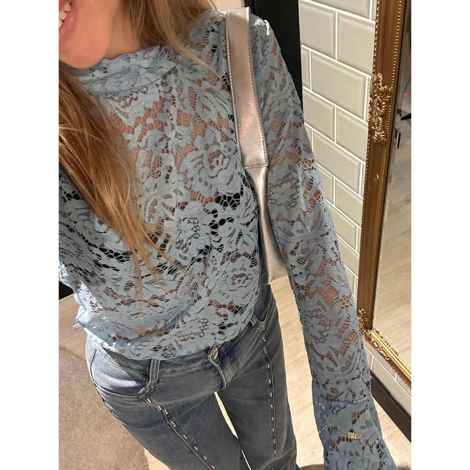 Trendy lace top blue - 1maat