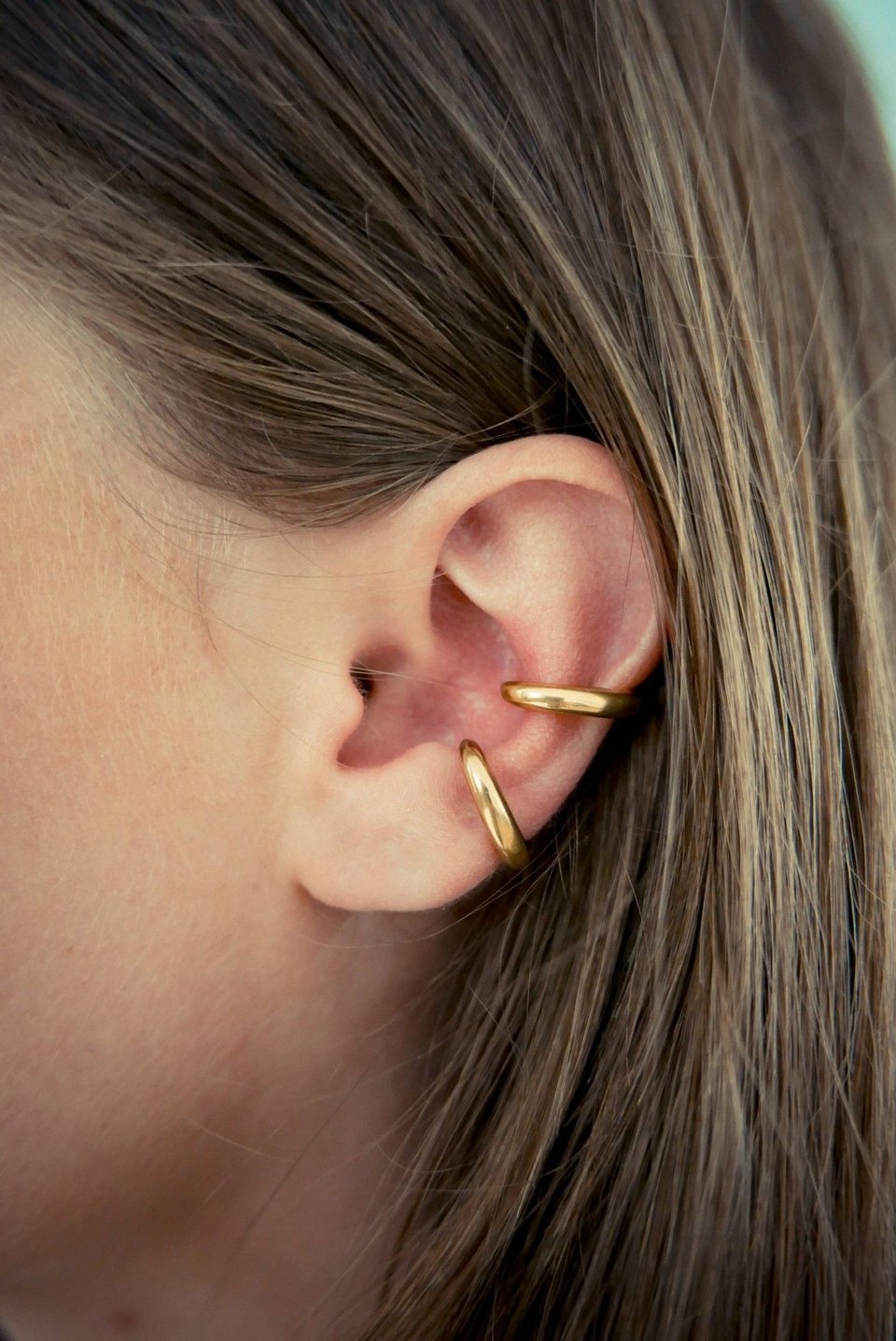 Bandhu Embrace Ear Cuff - Gold
