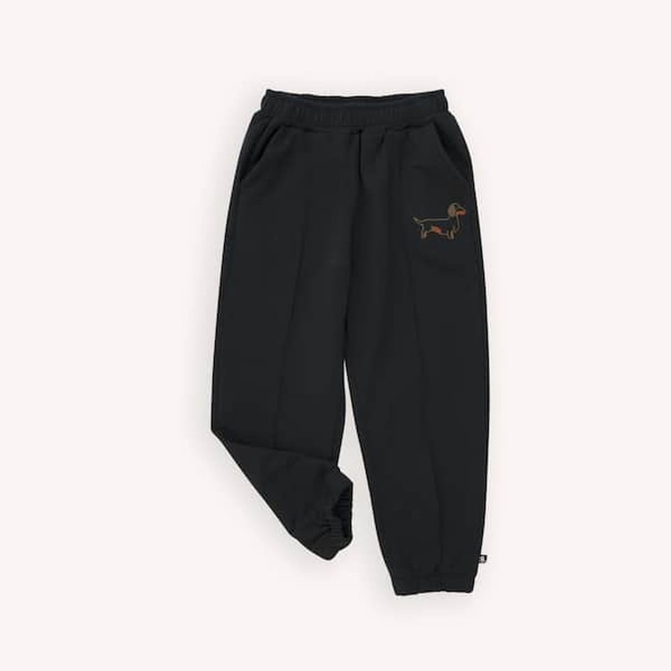 CarlijnQ Dachshund Jogger with Embroidery