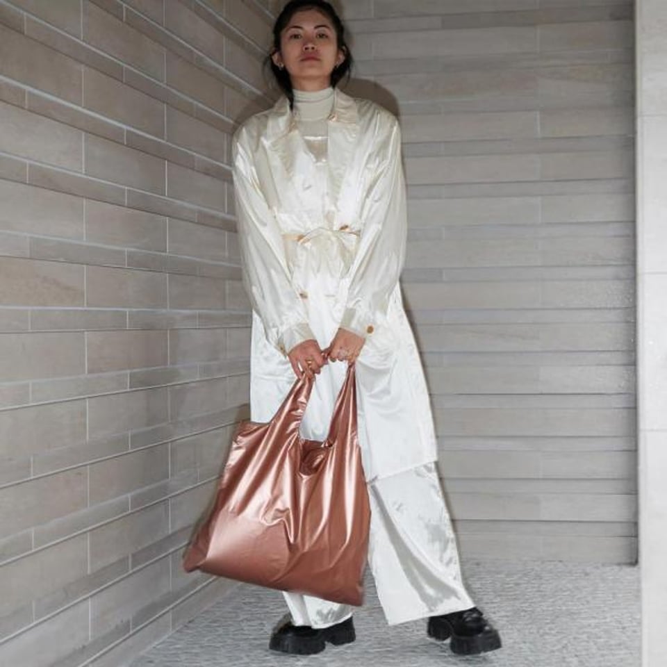 Loqi Metalic Rose Gold Bag