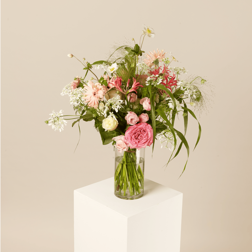 FlowerLovesMe Style Bouquet - Small