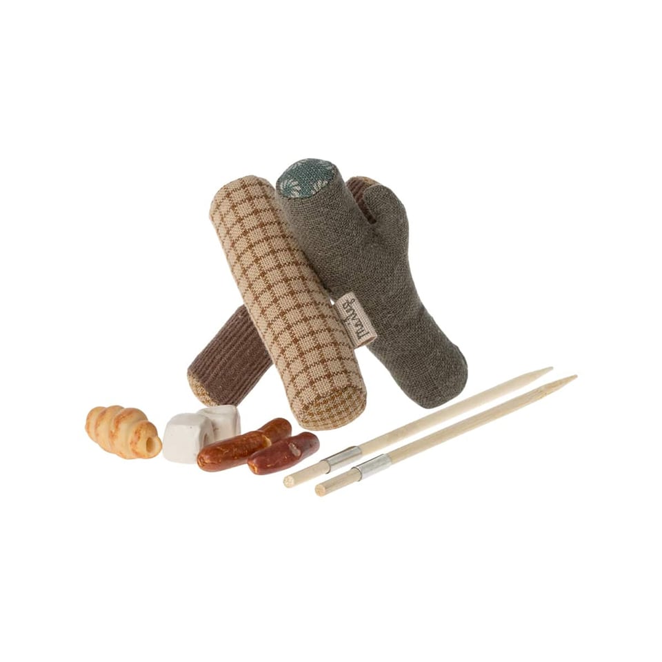 Maileg Bonfire Set, Mouse