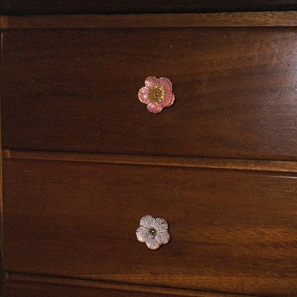 Ladeknop Faye Flower Pink Messing 5x5cm
