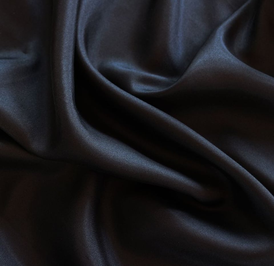 Black Plain Organic Silk Pillowcase