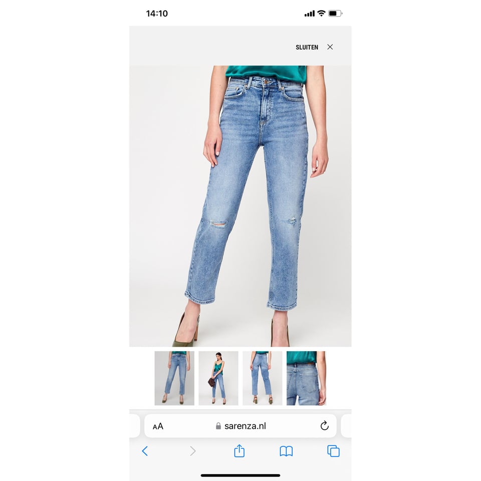 Byoung Lisa light blue ripped Jeans