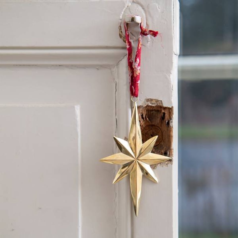 A Beautiful Story - Ornament Hanger Northern Star