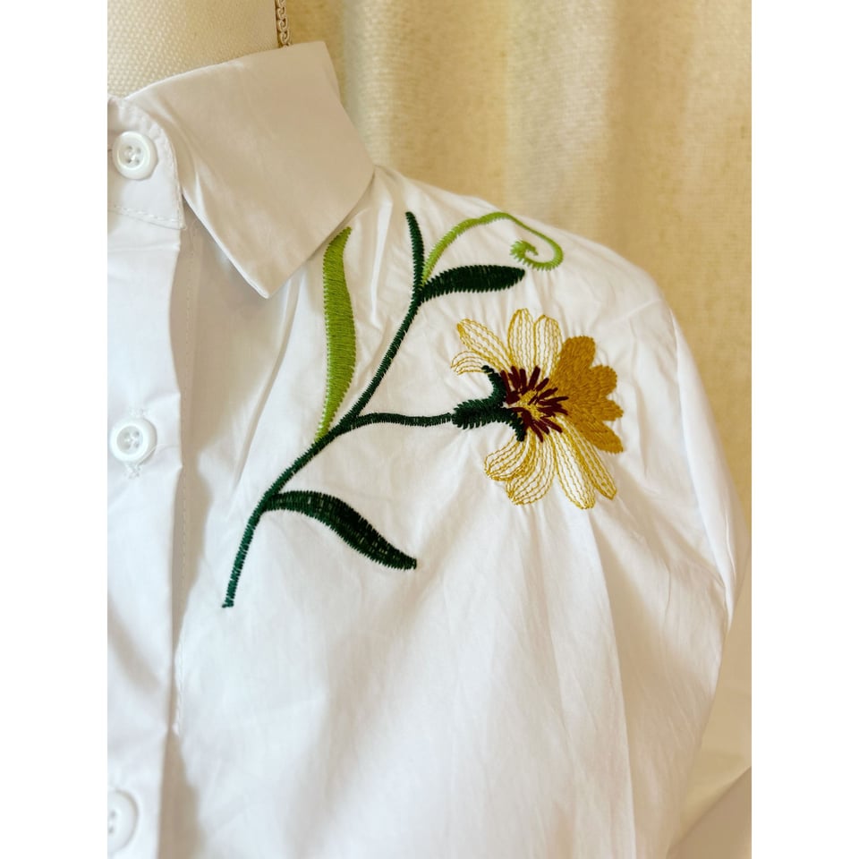 Cotton blouse - Embroidery Bloom