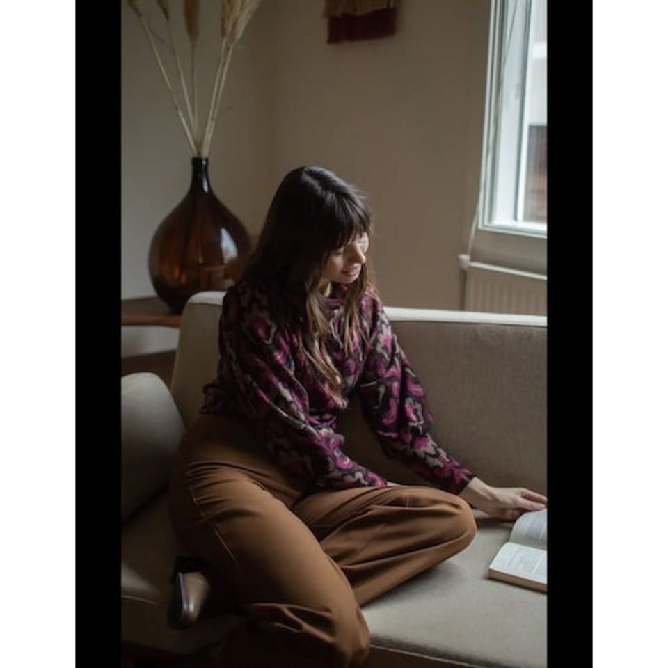 VERY CHERRY Marlene Pants Caramel Gabardine