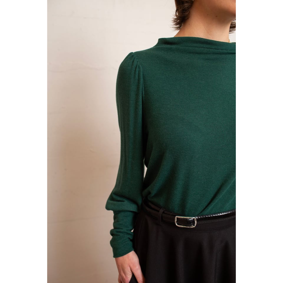 VERY CHERRY Maya Top Green