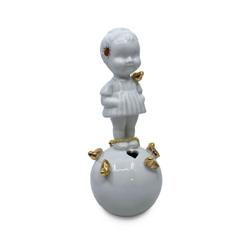 Quitie Pie Meisje Lieveheersbeestje Porselein 17cm - Gewicht : 17cm