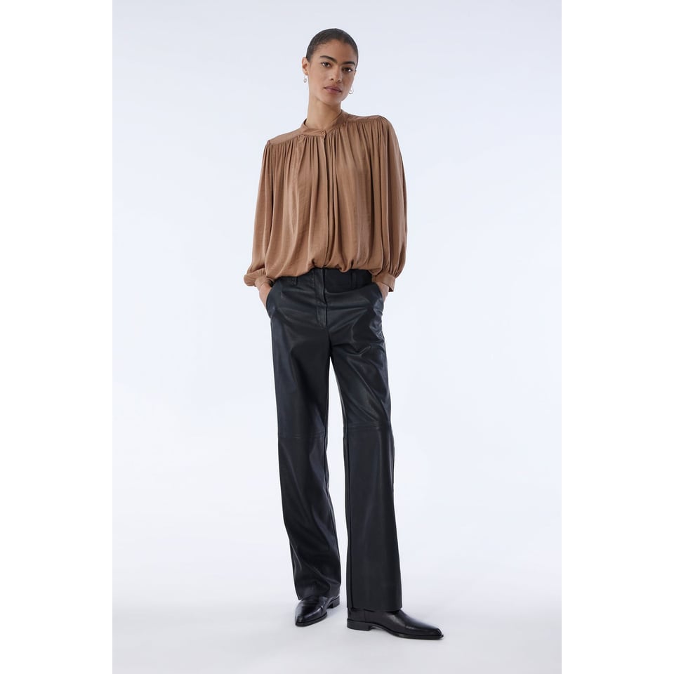 Knit-Ted Rubia Blouse - Mocca
